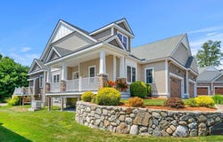 17 Fox Hill Lane, Dracut, MA 01826