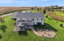 9992 S 112th Avenue W, Prairie City, IA 50228