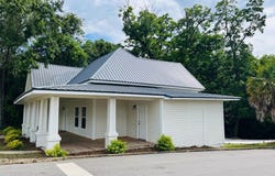504 Saint Andrews St, Dothan, AL 36301