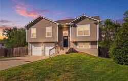 404 Timbercreek Drive, Belton, MO 64083