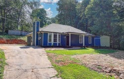 3208 Navajo Circle, Gainesville, GA 30501