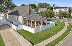 790 Woodside Drive, Wantagh, NY 11793