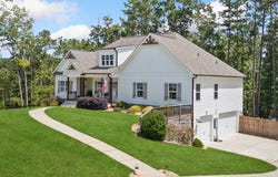 154 Spring Lake, White, GA 30184
