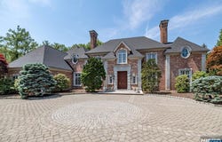 366 E Madison Avenue, Cresskill, NJ 07626