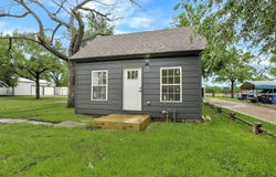 414 W High St, Leon, KS 67074