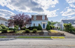 81 Union St, Leominster, MA 01453