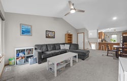 1005 Twilight Dr, NorthLiberty, IA 52317