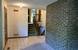 210 W 62nd Ave, Hutchinson, KS 67502
