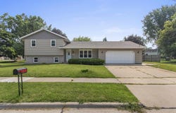 1208 ORCHARD Drive, KAUKAUNA, WI 54130