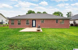 135 Vineland Parkway, Vine Grove, KY 40175