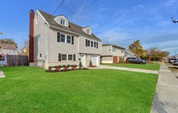 626 S Ocean Avenue, Freeport, NY 11520