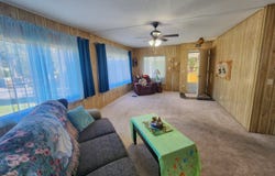 1942 Parkdale Dr Drive, Grants Pass, OR 97527