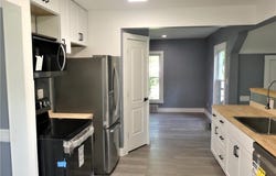 7685 Saratoga Road, Middleburg Heights, OH 44130