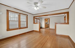 1224 1st Avenue E, Newton, IA 50208
