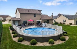 531 Lissaaron Drive, Winchester, IN 47394