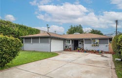 915 E Hollyvale Street, Azusa, CA 91702