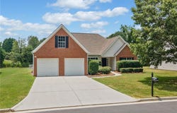 3690 Golfe Links Drive, Snellville, GA 30039