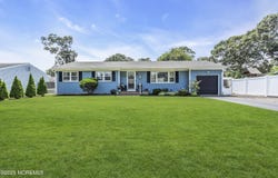 203 Walnut Drive, Lanoka Harbor, NJ 08734