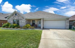 149 Birdsong Lane, Terrell, TX 75160