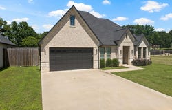 255 Kathryn's Ct, Mt Pleasant, TX 75455