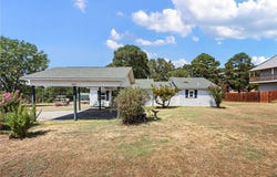 1207 E Rock Street, Morrilton, AR 72110