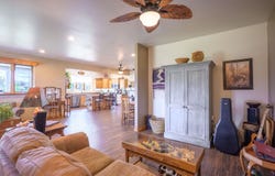 600b Camino del Medio, Taos, NM 87571