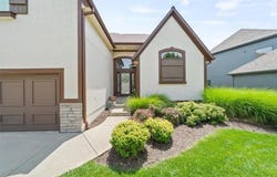 22013 W 56th Street, Shawnee, KS 66226