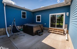 702 Beautiful Street, Tama, IA 52339