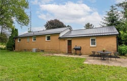 14867 Cenfield Street NE, Alliance, OH 44601