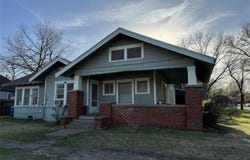 0900 W Sears Street, Denison, TX 75020