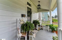 15 S Greenwood Avenue, Ware Shoals, SC 29629
