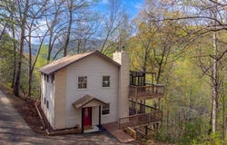 306 Griffin Road, Franklin, NC 28734