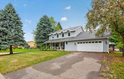 2347 Heath Avenue N, Oakdale, MN 55128