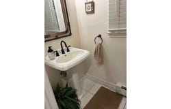 7 Parkhill Court, Huntington, NY 11743