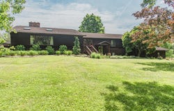 15875 Lepper Road, Hickory Corners, MI 49060