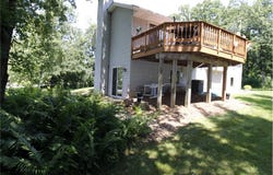 237 Plainview Drive, Troy Twp, WI 54022