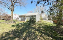 4587 Elyria Avenue, Lorain, OH 44055