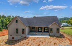 125 Betty Way, Scottsboro, AL 35769