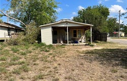 1210 King David Drive, Three Rivers, TX 78071
