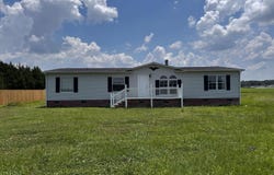 905 E Northern Boulevard, Tarboro, NC 27886