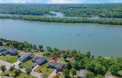 22714 Lake Ridge Drive, Warsaw, MO 65355