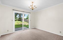 11820 Oakmont Street, Overland Park, KS 66210