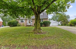 2752 Vinewood Drive, Speedway, IN 46224