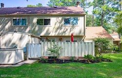 100 Quarterdeck Townes, New Bern, NC 28562