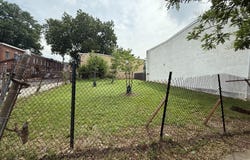614 E ELEVENTH STREET, WILMINGTON, DE 19801