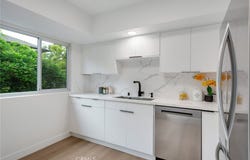 835 S Orange Grove Boulevard, Pasadena, CA 91105