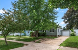 2022 8th Street, Eau Claire, WI 54703