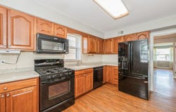 1919 Sunnyside Avenue, Westchester, IL 60154