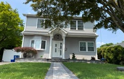 245 E GOLF Avenue, South Plainfield, NJ 07080