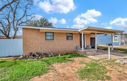 104 Waverly Dr, Midland, TX 79703